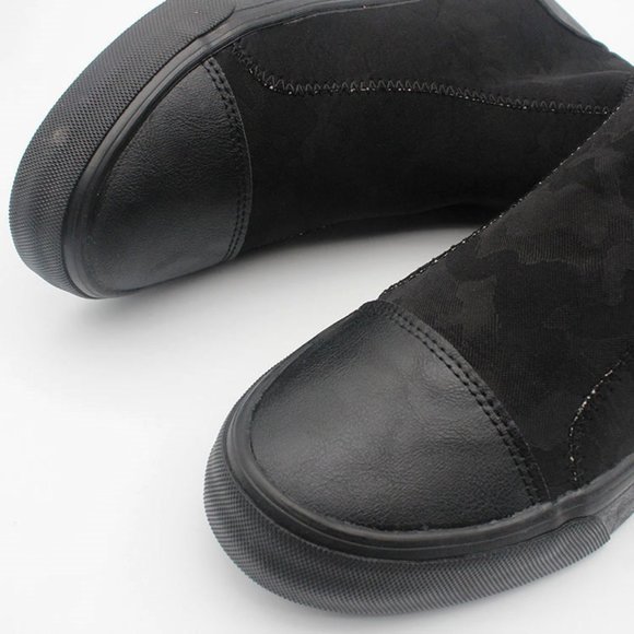 Men's shoes